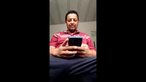 Snapshot of erikfabiandalucca chatting on 02-14-26, 03:09 erik online show from 02-14-26, 03:09