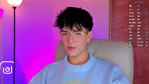   online show from 02-07-25, 09:15