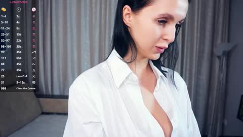 Erline and Monica online show from 11-27-25, 07:16