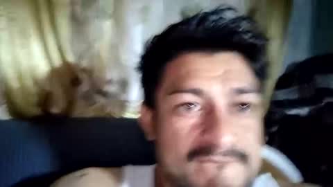 Snapshot of ernestomaravilla141 chatting on 02-19-26, 07:15 Ernesto online show from 02-19-26, 07:15