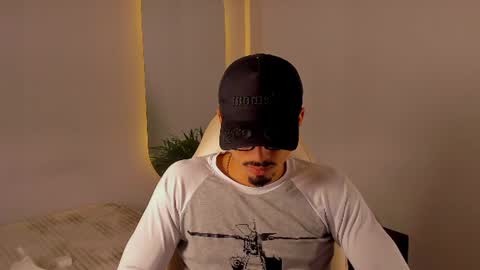 Snapshot of eros_becker_ chatting on 06-24-26, 05:28 eros_becker_ online show from 06-24-26, 05:28