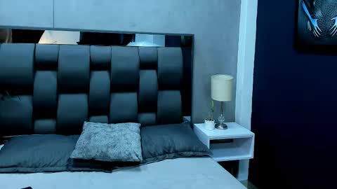 Eros Mancini online show from 12-17-25, 04:18