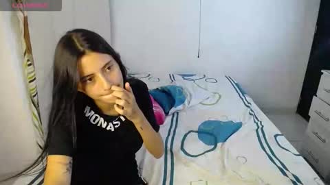 Snapshot of erosgirls_ chatting on 09-25-25, 03:54 erosgirls_ online show from 09-25-25, 03:54