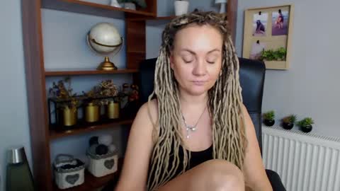 Snapshot of erotic_kaya chatting on 12-11-24, 05:37 KAYA online show from 12-11-24, 05:37