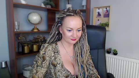 Snapshot of erotic_kaya chatting on 01-21-25, 05:20 KAYA online show from 01-21-25, 05:20