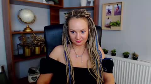 Snapshot of erotic_kaya chatting on 01-30-25, 06:32 KAYA online show from 01-30-25, 06:32