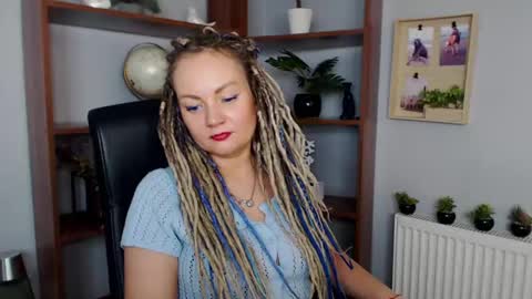 Snapshot of erotic_kaya chatting on 03-04-25, 05:24 KAYA online show from 03-04-25, 05:24