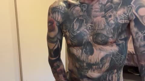 Erotic CloseUps online show from 09-17-25, 06:20