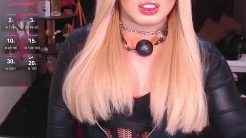 Anastasia online show from 02-25-25, 01:39