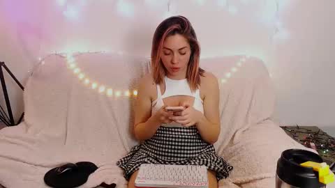 LylaXXX online show from 02-04-25, 05:01