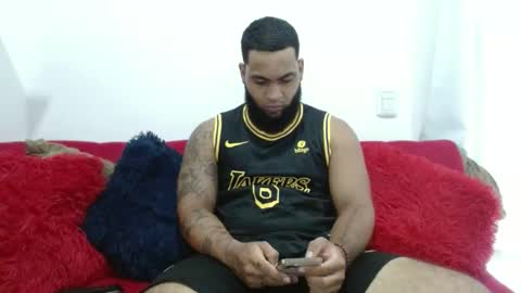 Snapshot of eroticoblack chatting on 10-11-25, 05:00 Eroticoblack online show from 10-11-25, 05:00