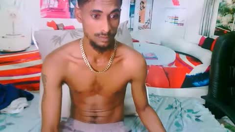 Snapshot of eroticpoison69 chatting on 02-11-26, 10:59 Liam online show from 02-11-26, 10:59