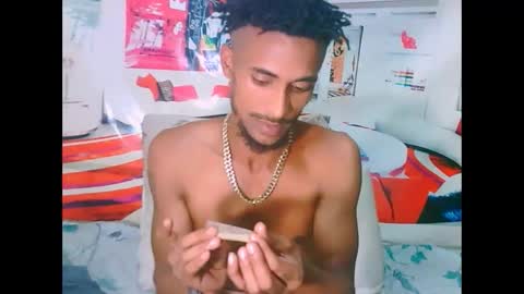 Snapshot of eroticpoison69 chatting on 02-18-26, 07:21 Liam online show from 02-18-26, 07:21