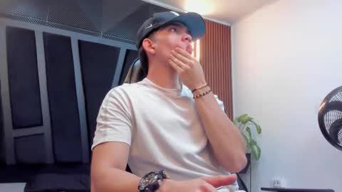 Eryon online show from 09-30-25, 11:26