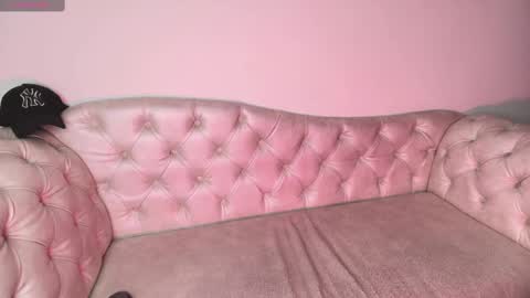 Eryx online show from 09-26-25, 02:21