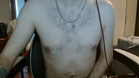 Snapshot of erzzoofr chatting on 02-23-25, 05:07 Erzzoo online show from 02-23-25, 05:07