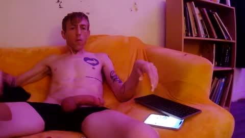 Snapshot of esc_del chatting on 09-22-25, 11:40 esc del online show from 09-22-25, 11:40