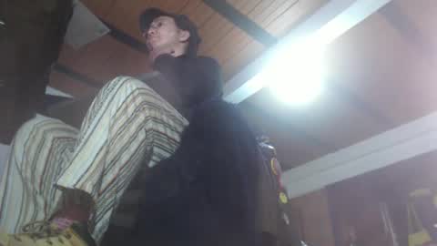 Eskela911 online show from 12-15-24, 01:35