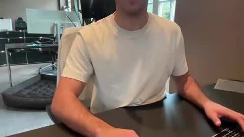 eskp online show from 10-31-25, 01:23