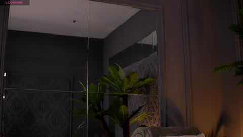 Raluca  online show from 02-06-25, 10:53