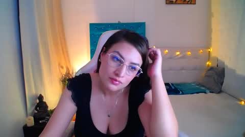 Esmeralda online show from 01-26-25, 02:56