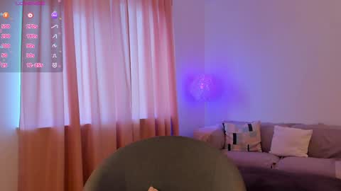 Esmi online show from 02-01-25, 01:09