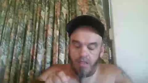 Essensual Elf online show from 09-17-25, 01:51