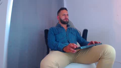 esteban online show from 01-30-25, 08:31