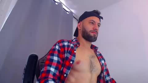 esteban online show from 02-19-25, 07:05