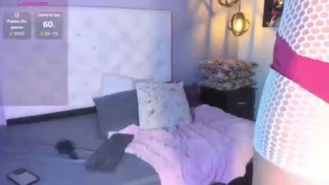 Salome online show from 09-25-25, 08:56