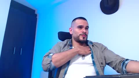 Esteban Fernandez online show from 02-01-26, 03:27