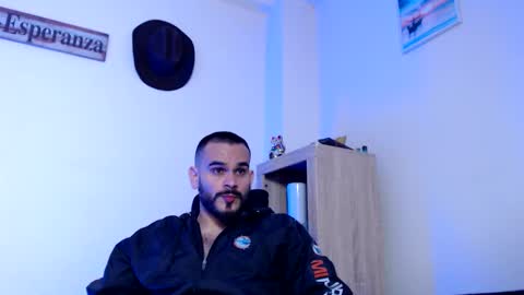 Esteban Fernandez online show from 03-10-26, 06:07