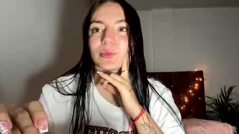 estefa1 online show from 04-04-26, 05:16