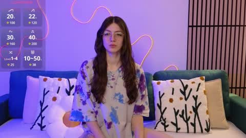 Ester online show from 02-24-25, 09:09