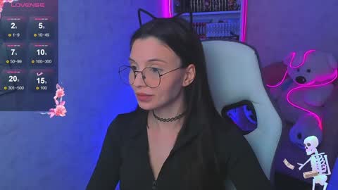 Snapshot of estercollins chatting on 01-28-25, 12:47 Ester online show from 01-28-25, 12:47