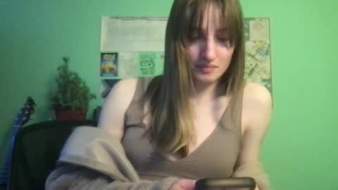 Snapshot of esthergreyplus chatting on 01-24-25, 11:12 Esther Grey online show from 01-24-25, 11:12