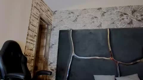 estrella05_ online show from 11-11-25, 05:07