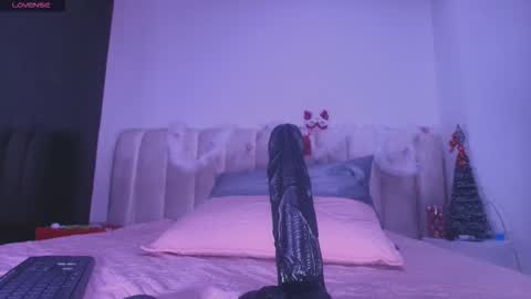 Estrella online show from 12-03-25, 11:52