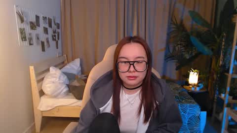 estrella_nouri online show from 03-10-26, 02:55