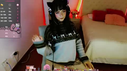 Snapshot of eternal_moonqs chatting on 10-23-25, 08:29 Moon online show from 10-23-25, 08:29