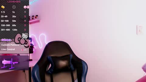 Snapshot of eternal_moonqs chatting on 12-03-25, 07:34 Moon online show from 12-03-25, 07:34