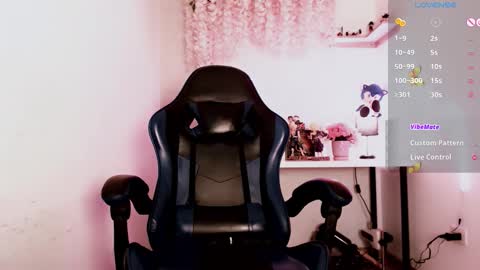 Snapshot of eternal_moonqs chatting on 02-13-26, 08:16 Moon online show from 02-13-26, 08:16