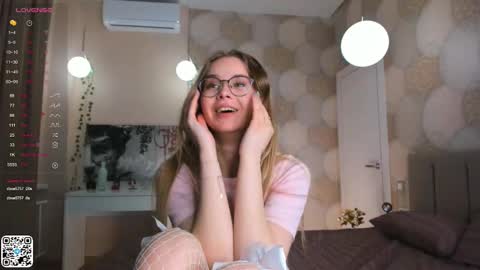 Elsa online show from 03-11-25, 07:58