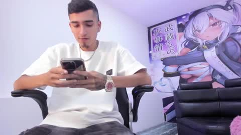 Snapshot of ethan_boy_ chatting on 09-18-25, 10:56 Ethan online show from 09-18-25, 10:56