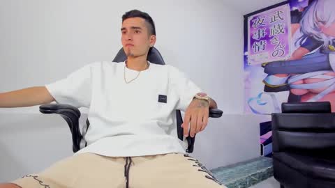 Snapshot of ethan_boy_ chatting on 09-30-25, 09:53 Ethan online show from 09-30-25, 09:53