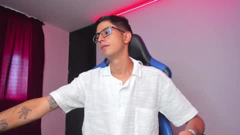 Snapshot of ethan_sai01 chatting on 01-05-25, 08:00 ETHAN SAI online show from 01-05-25, 08:00