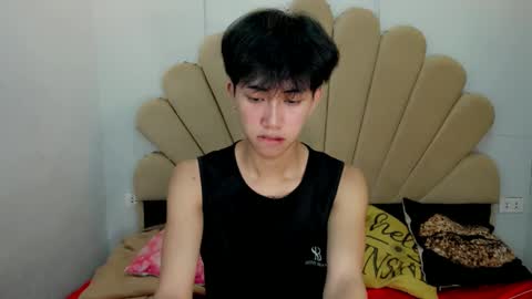 Snapshot of ethereal_ethan chatting on 02-19-25, 06:00 Ethan online show from 02-19-25, 06:00