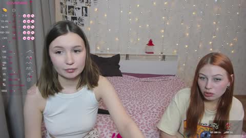 Snapshot of eumomino chatting on 01-22-25, 04:34 Veronica Tiia Lilith left to right online show from 01-22-25, 04:34