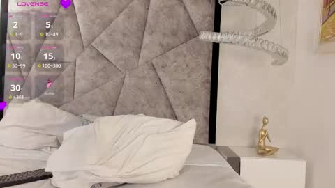 Snapshot of eureekaa chatting on 02-09-25, 03:32  Eurekaa  online show from 02-09-25, 03:32