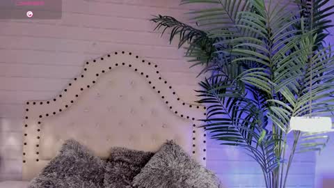 Snapshot of eureekaa chatting on 02-23-25, 08:33  Eurekaa  online show from 02-23-25, 08:33